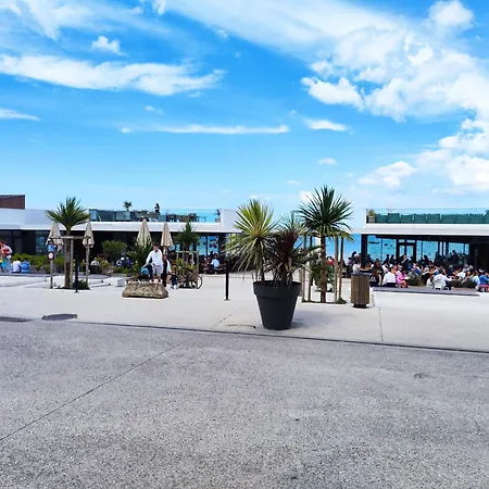 Apartamento A - 100m De La *